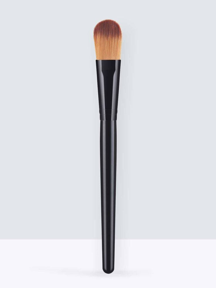 Conceal & Blend Complexion Brush